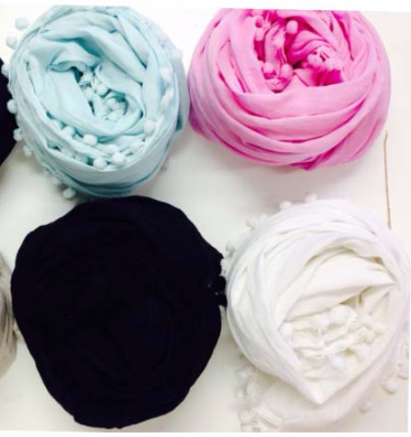 Pom Pom Scarf - april-marin